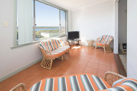 Augusta Hotel Motel - Melbourne Tourism 3