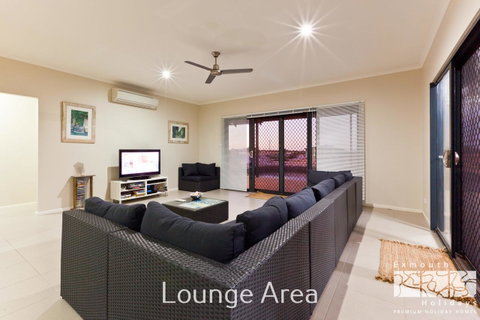 3 Kestrel Place - Melbourne Tourism 2