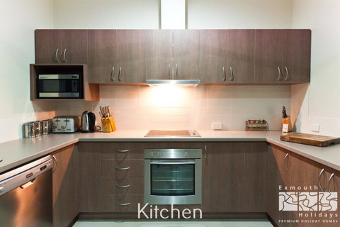 3 Kestrel Place - Melbourne Tourism 7