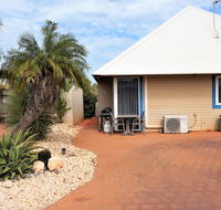 Osprey Holiday Village Unit 213/1 Bedroom - Spa bath king size bed perfect for any couple - Melbourne Tourism