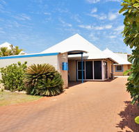 Osprey Holiday Village Unit 119 - Close to the pool - Melbourne Tourism