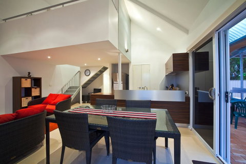 Osprey Holiday Village Unit 103 2 Bedroom - Melbourne Tourism 0