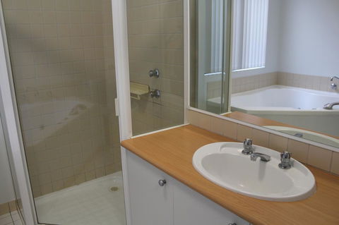 Mandurah Ocean Marina Chalets - Melbourne Tourism 25