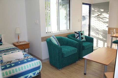 Mandurah Ocean Marina Chalets - Melbourne Tourism 33