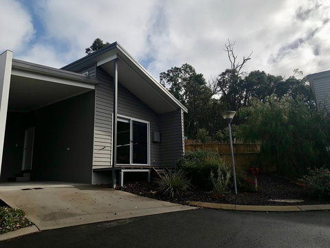 17 By The Sea - Melbourne Tourism 2