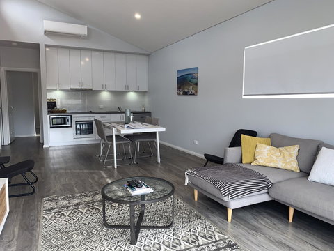 17 By The Sea - Melbourne Tourism 5