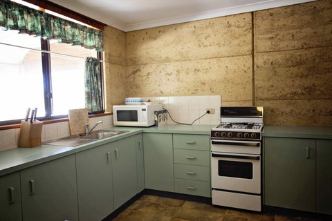 Hopetoun Motel & Chalet Village - Melbourne Tourism 42