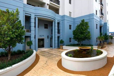 Colin St Apartment - Melbourne Tourism 5