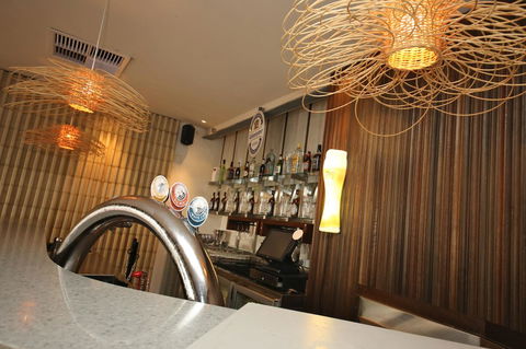 The Marina Hotel - Mindarie - Melbourne Tourism 10