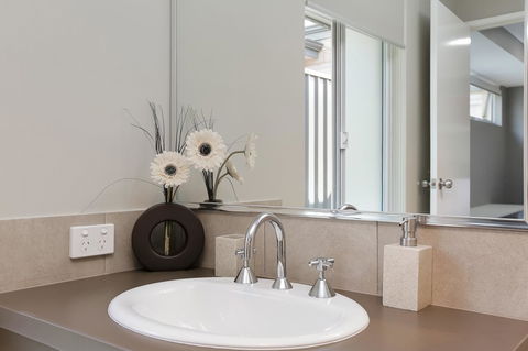 Perth Comfy Stays - Melbourne Tourism 26