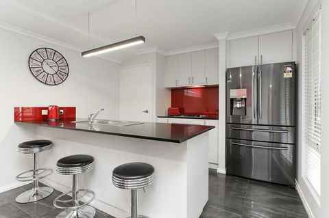 Perth Comfy Stays - Melbourne Tourism 18