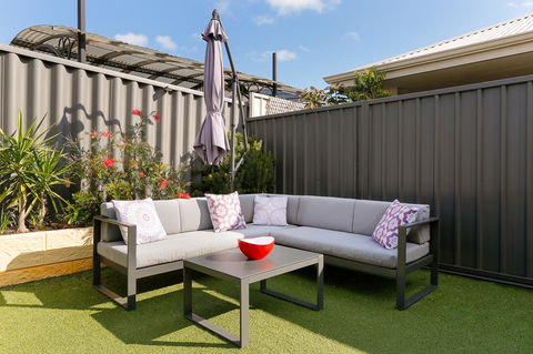 Perth Comfy Stays - Melbourne Tourism 8