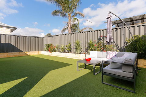 Perth Comfy Stays - Melbourne Tourism 7