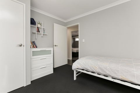 Perth Comfy Stays - Melbourne Tourism 33