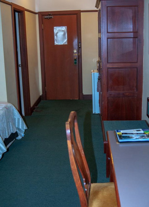 Higgins Lane Motel - Melbourne Tourism 2
