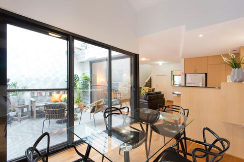 Windows On Pakenham - Melbourne Tourism 5