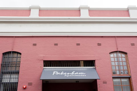 Windows On Pakenham - Melbourne Tourism 18