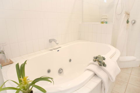 Gecko Lodge Kalbarri - Melbourne Tourism 6