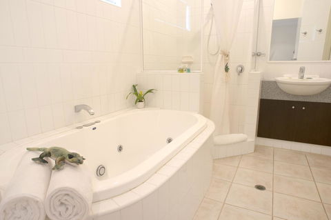 Gecko Lodge Kalbarri - Melbourne Tourism 7