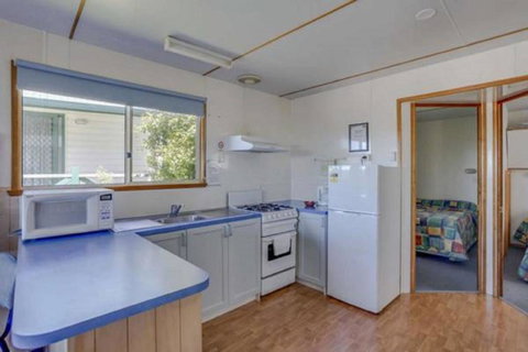 Bicheno Cabin Park - Melbourne Tourism 18