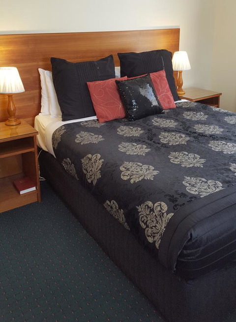 Stanley Hotel & Apartments - Melbourne Tourism 38