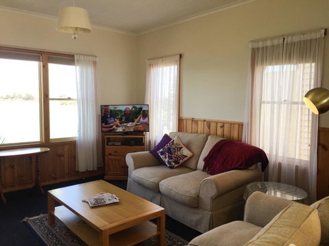 Stanley Hotel & Apartments - Melbourne Tourism 22