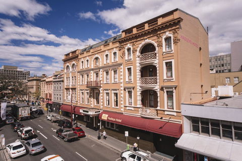 Hadley\'s Orient Hotel - Melbourne Tourism 0