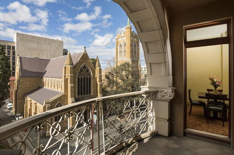 Hadley\'s Orient Hotel - Melbourne Tourism 28