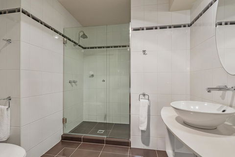 Peppers Seaport Hotel - Melbourne Tourism 2