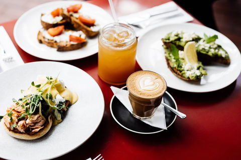 The Henry Jones Art Hotel - Melbourne Tourism 24