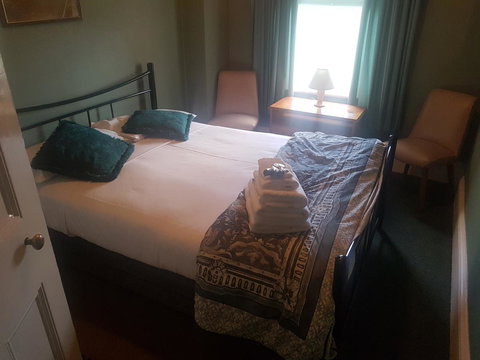 The Richmond Arms Hotel - Melbourne Tourism 9
