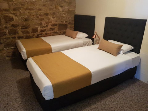 The Richmond Arms Hotel - Melbourne Tourism 8