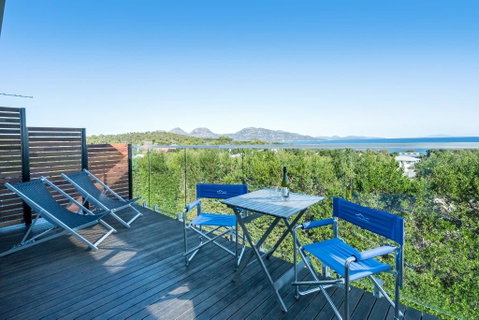 Freycinet Panorama - Melbourne Tourism 0
