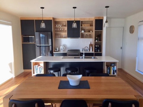 Beach House XIV - Melbourne Tourism 4