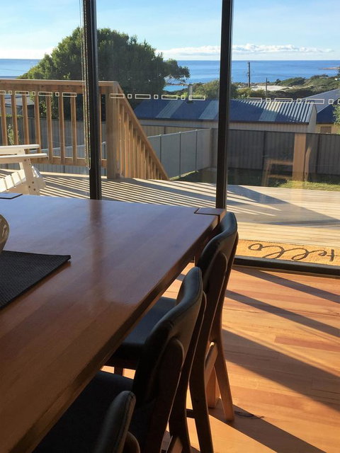 Beach House XIV - Melbourne Tourism 2