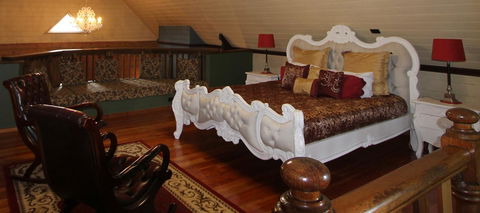 Kerrellie Cottages 2, 4 & 8 Reid Street - Melbourne Tourism 29