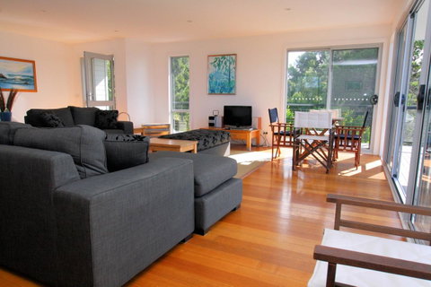 Suntrap Cove Bicheno - Melbourne Tourism 20