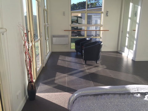 Riverwalk B&B - Melbourne Tourism 39