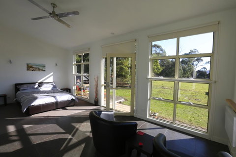 Riverwalk B&B - Melbourne Tourism 17
