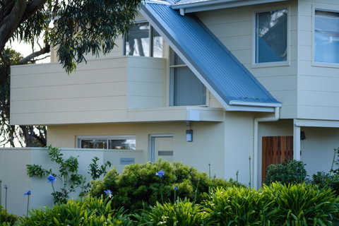 Cod Rock Point - Melbourne Tourism 1