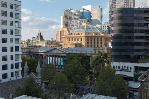 Noah - Central City Location With Views & Parking - Melbourne Tourism 1