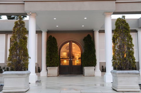 Norwood House Motel & Receptions - Melbourne Tourism 1