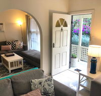 Ocean Beach Cottage - Melbourne Tourism