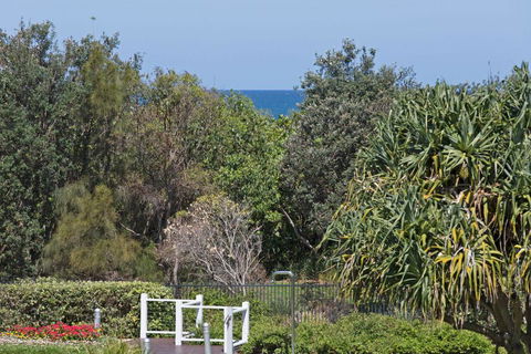 OCEAN RETREAT ON SALT 5203 - Melbourne Tourism 3