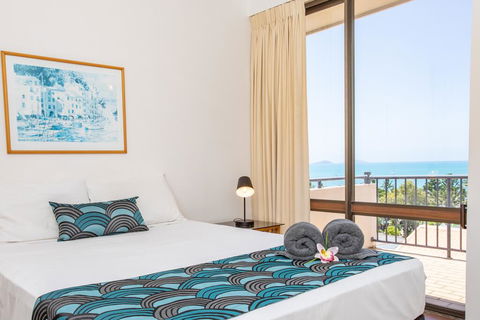 OCEAN VIEWS 10 - Melbourne Tourism 0