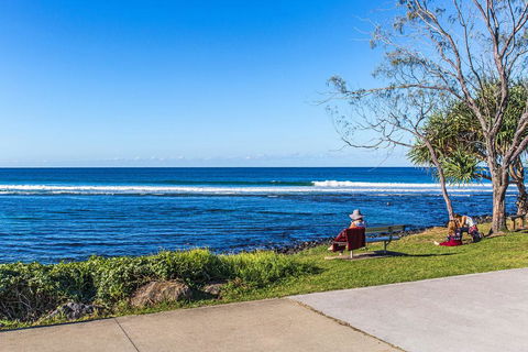 OCEAN WAVES - WiFi - Melbourne Tourism 2