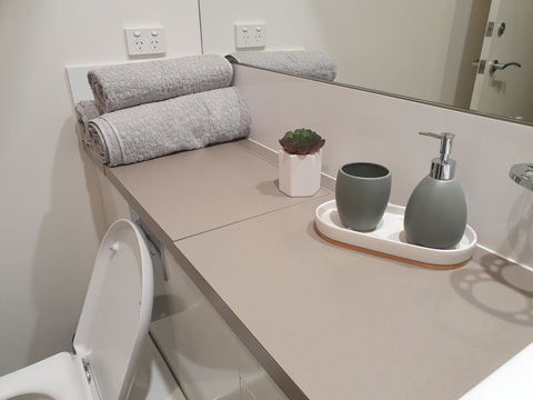 Oceanic Apartment - Melbourne Tourism 2