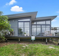 OCEANS 12 - modern ocean view villa - Melbourne Tourism