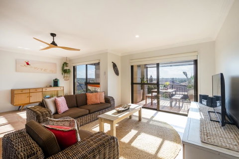 Oceanside - Melbourne Tourism 0