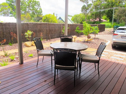 Old Dairy Cottage - Melbourne Tourism 1